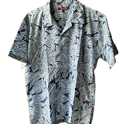 camisa floreada